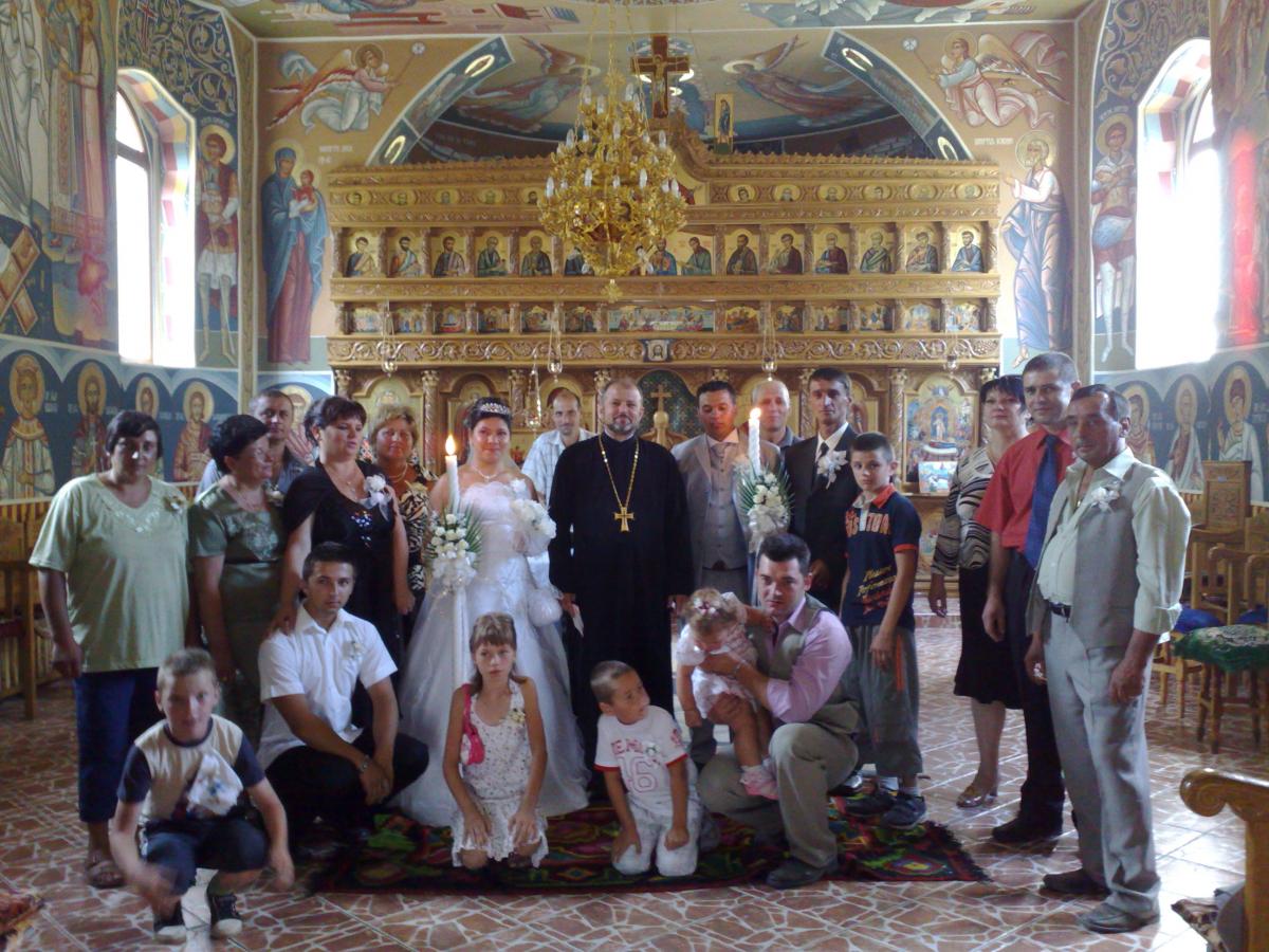 Din viata parohiei - slujiri la Sf. Taina a Cununiei